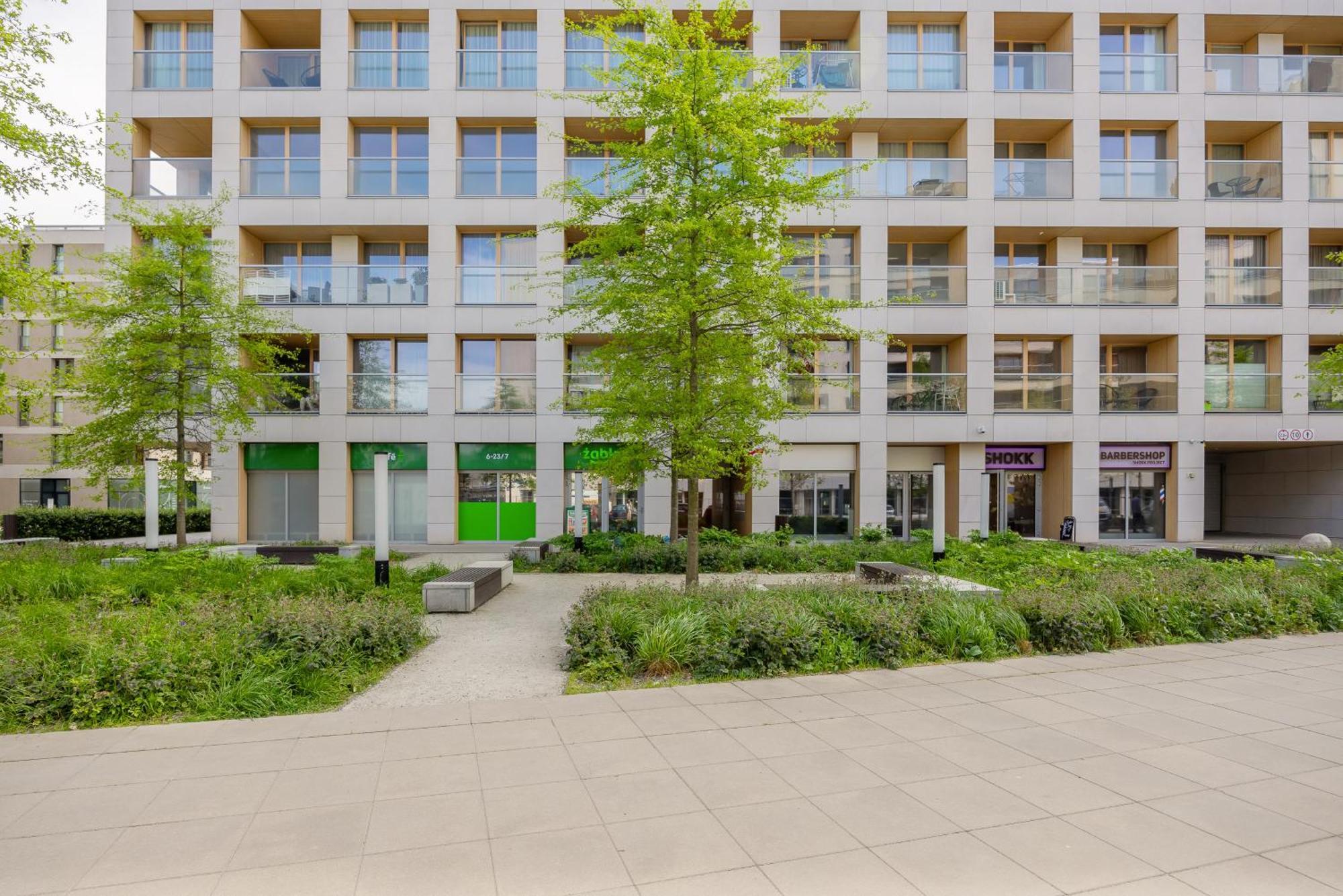 Cozy Apartments With Parking In The 19Th District By Noclegi Renters 华沙 外观 照片