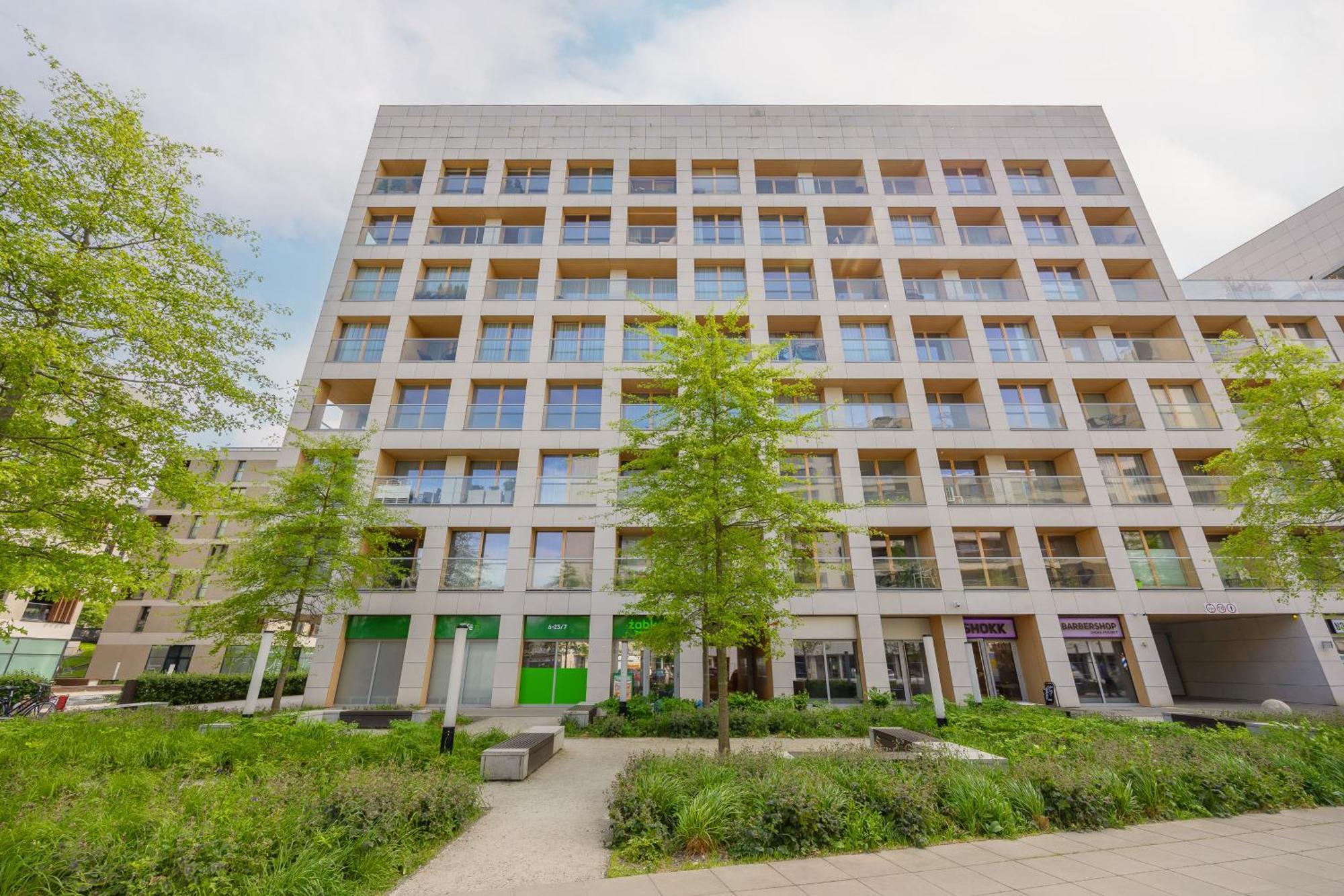 Cozy Apartments With Parking In The 19Th District By Noclegi Renters 华沙 外观 照片