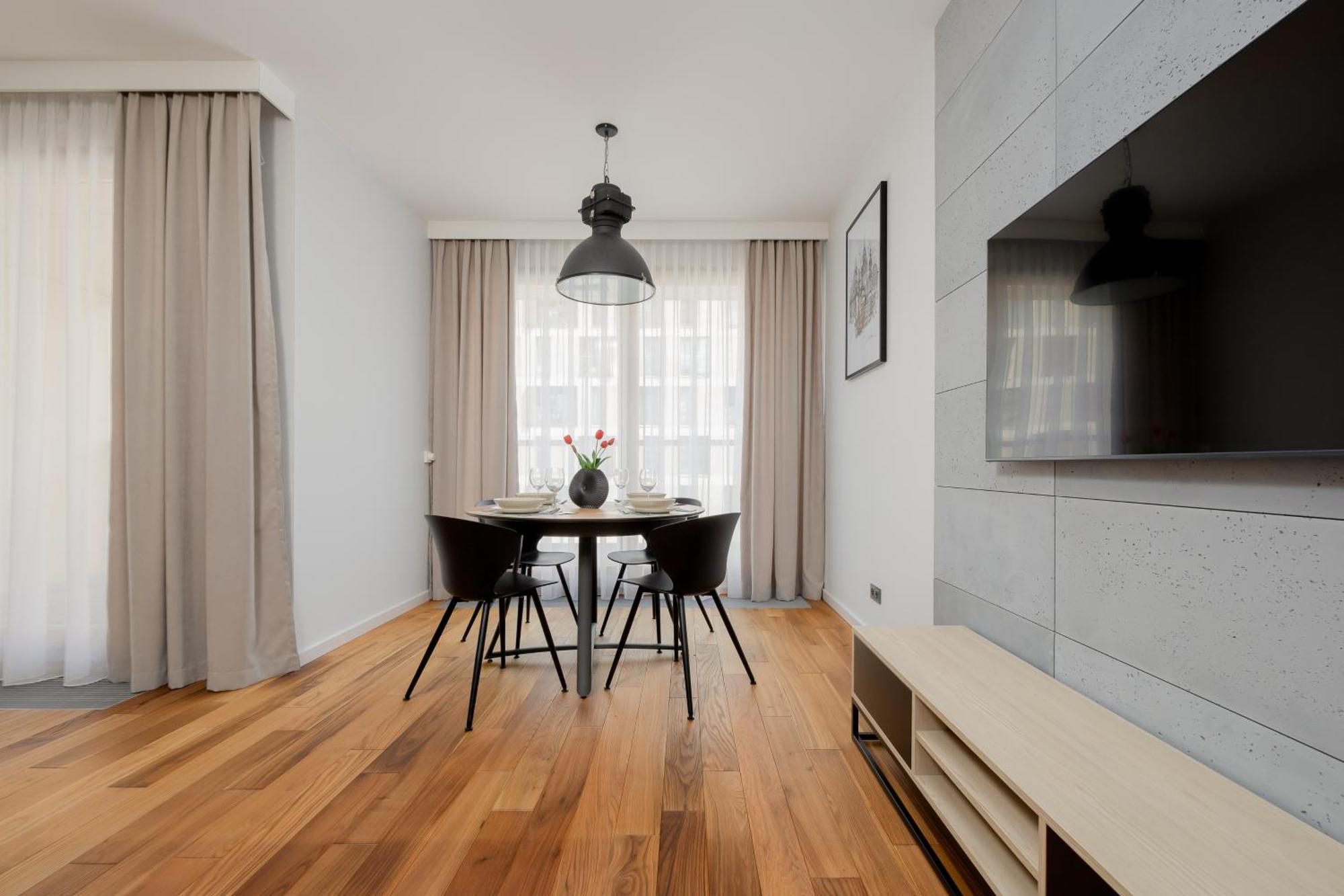 Cozy Apartments With Parking In The 19Th District By Noclegi Renters 华沙 外观 照片