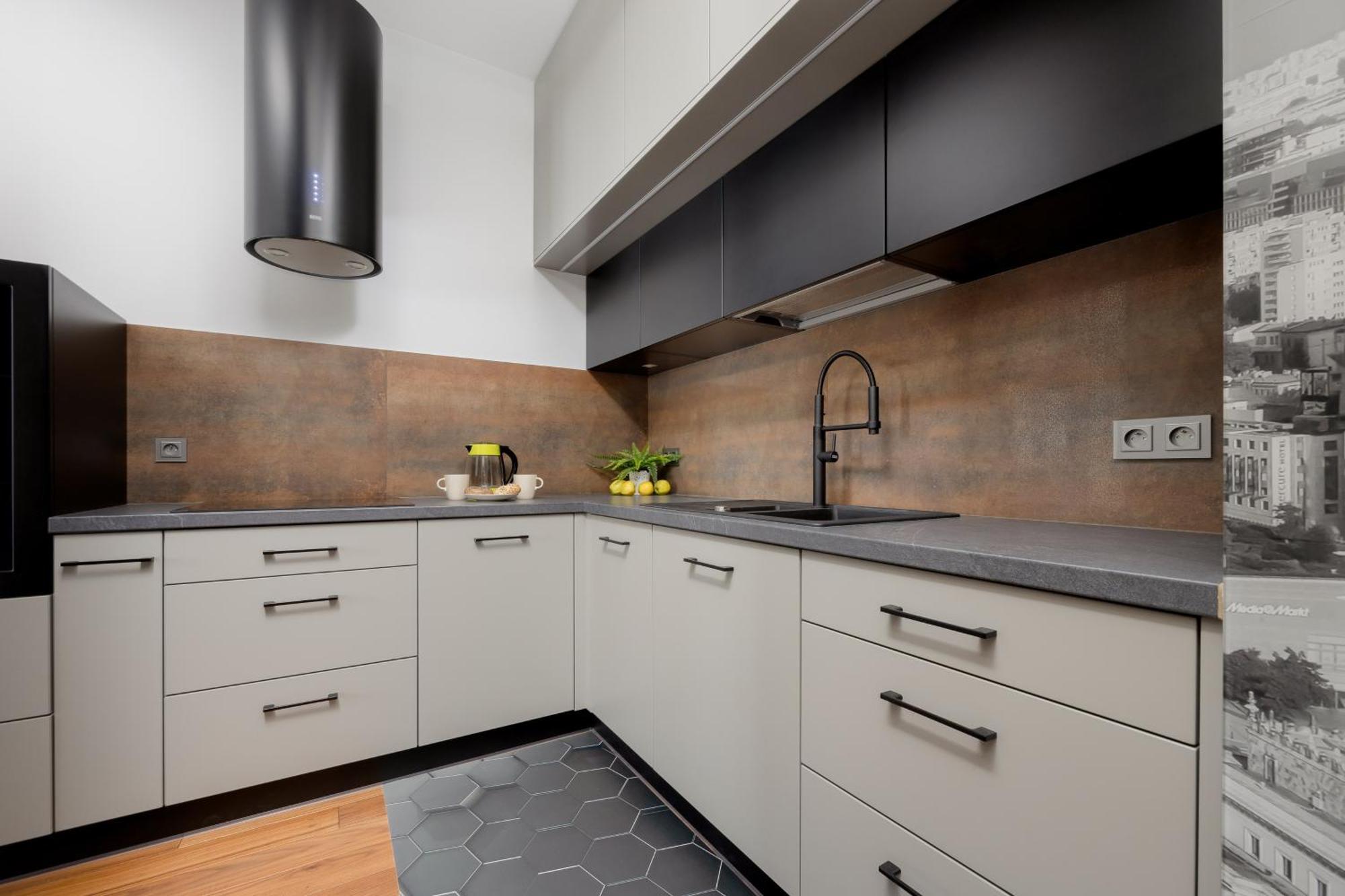 Cozy Apartments With Parking In The 19Th District By Noclegi Renters 华沙 外观 照片